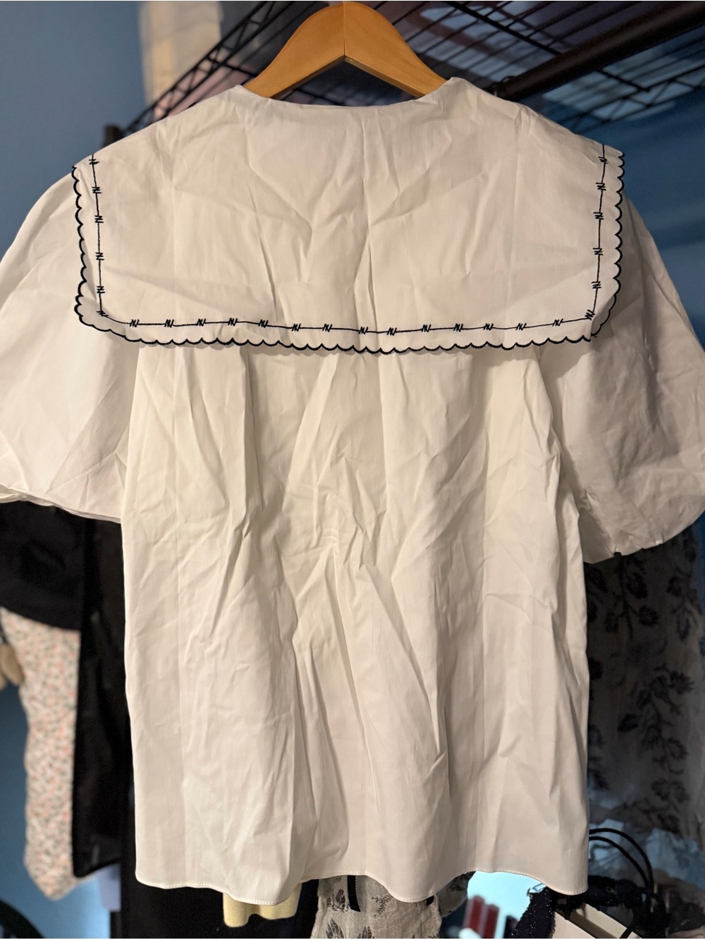 BNWOT J.ING Embroidered Collar Top - Picture 2 of 5